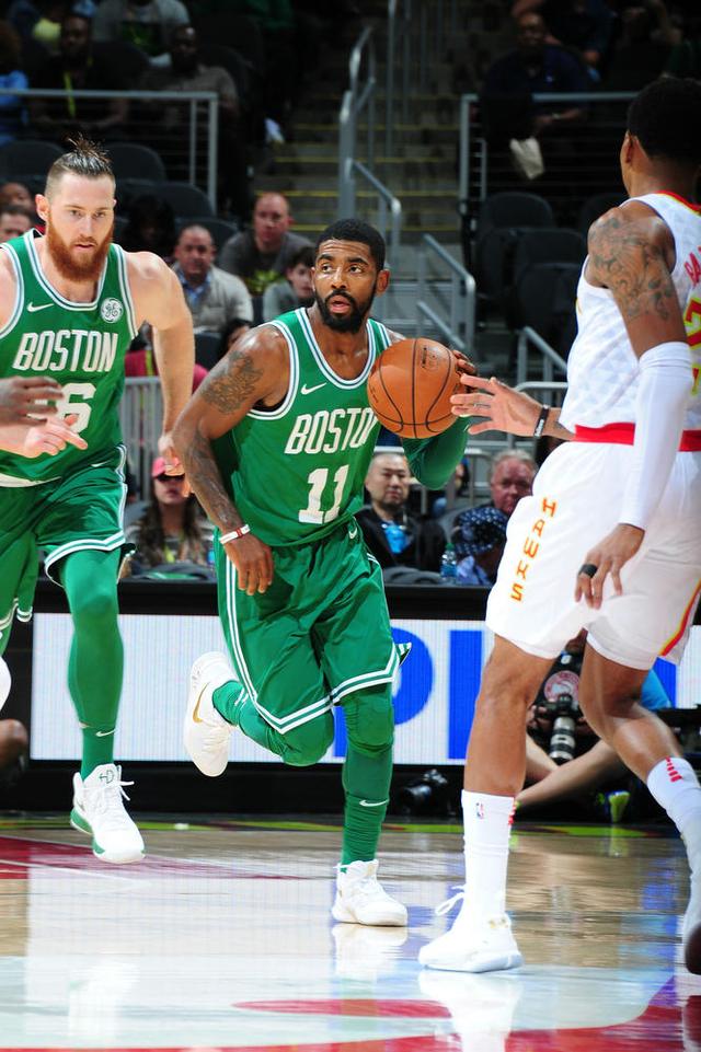 九游游戏中心费德勒重要时刻锐不可当，老鹰带队取胜！